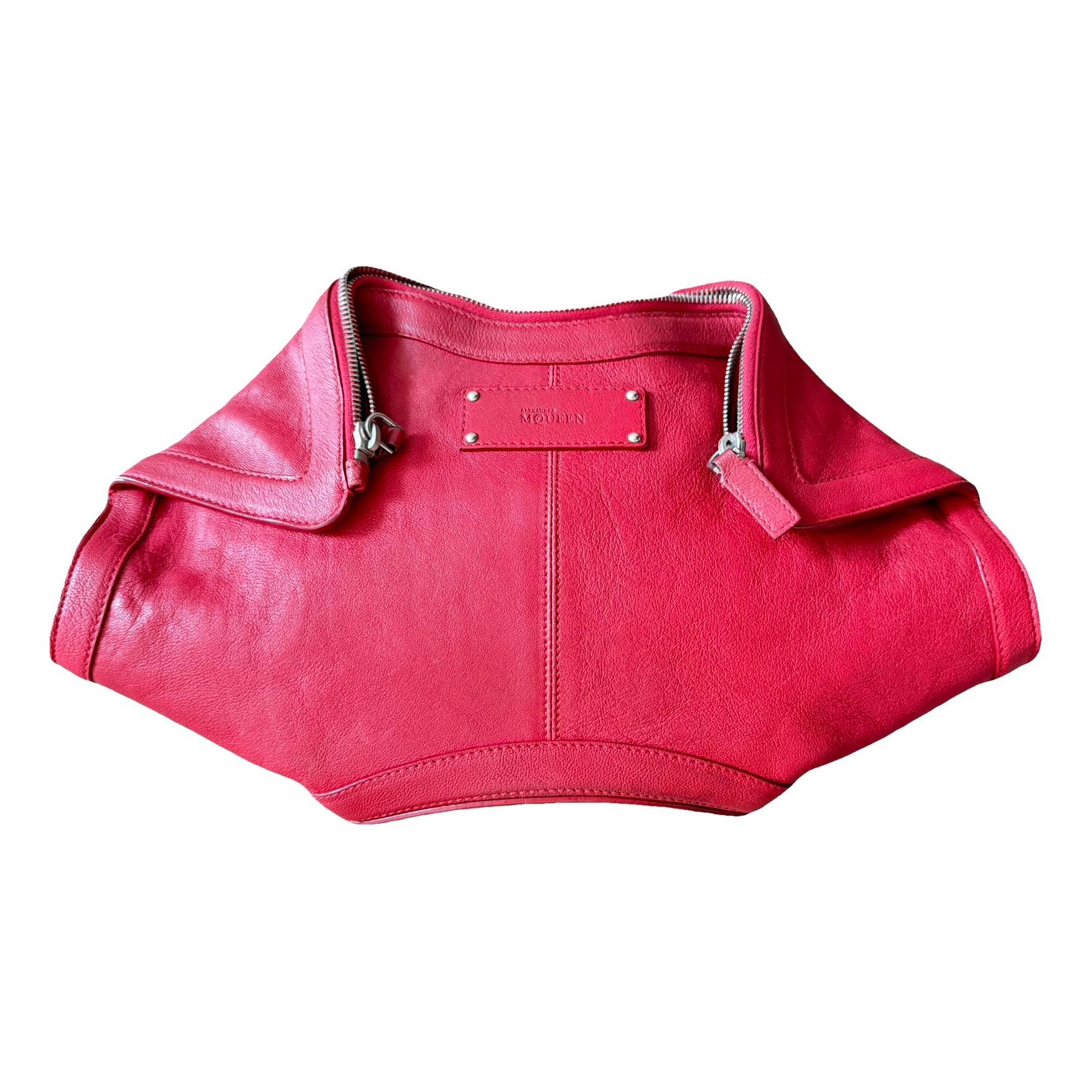 Manta leather clutch bag