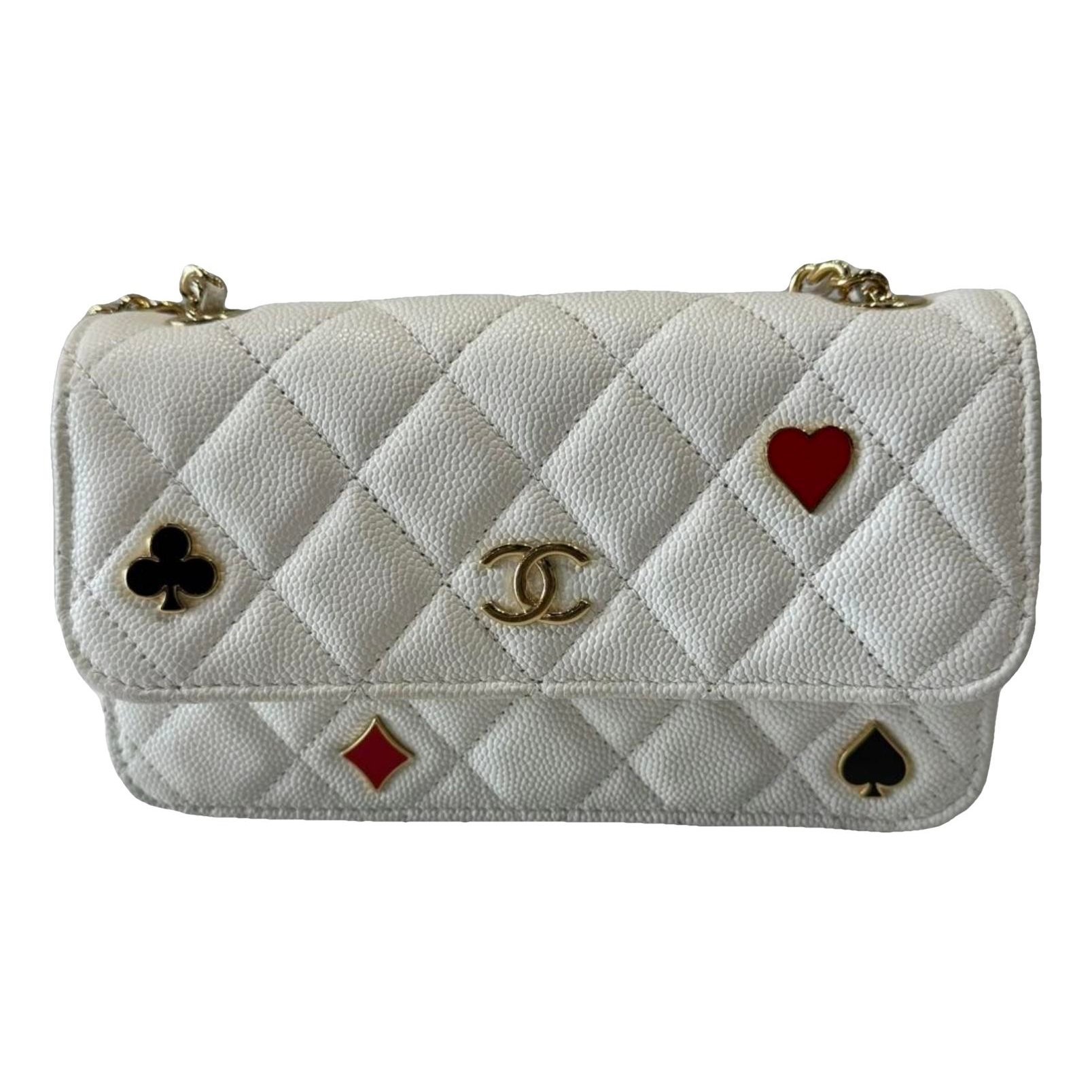 Wallet On Chain Timeless/Classique leather crossbody bag