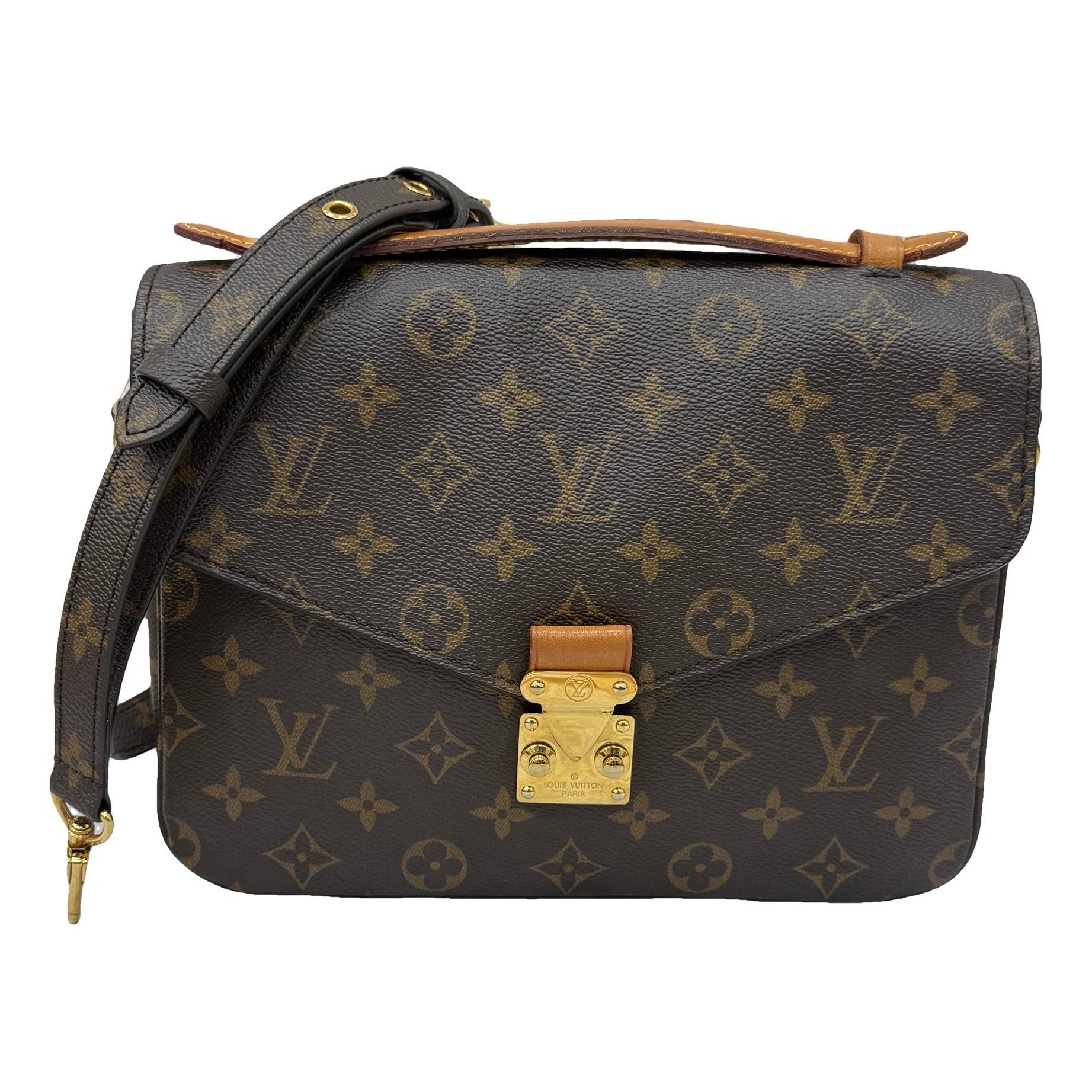 Metis leather handbag
