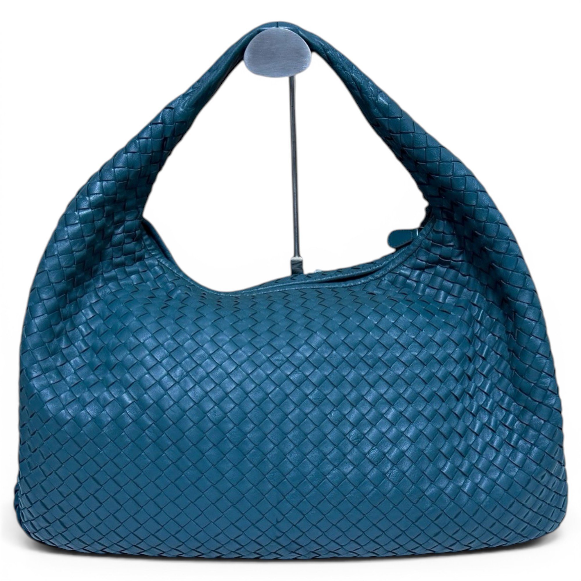 Veneta leather handbag