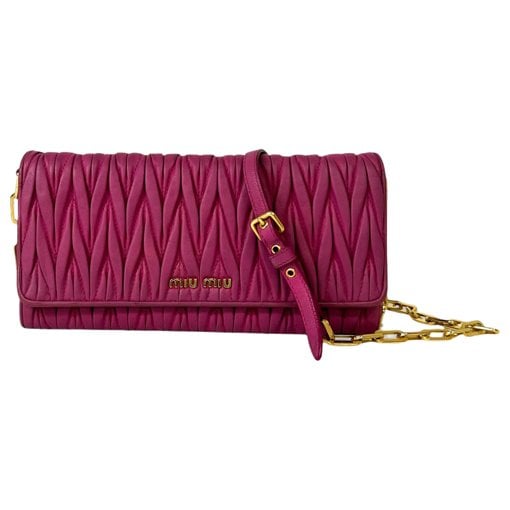 Matelassé leather handbag