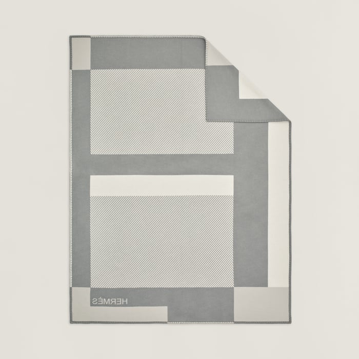 Gris H Riviera Blanket