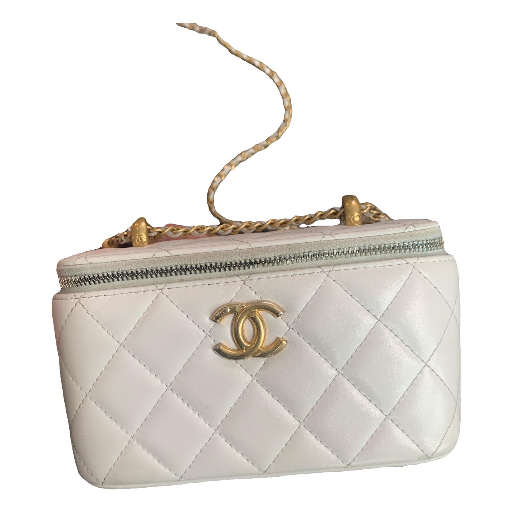 Trendy CC Vanity leather handbag