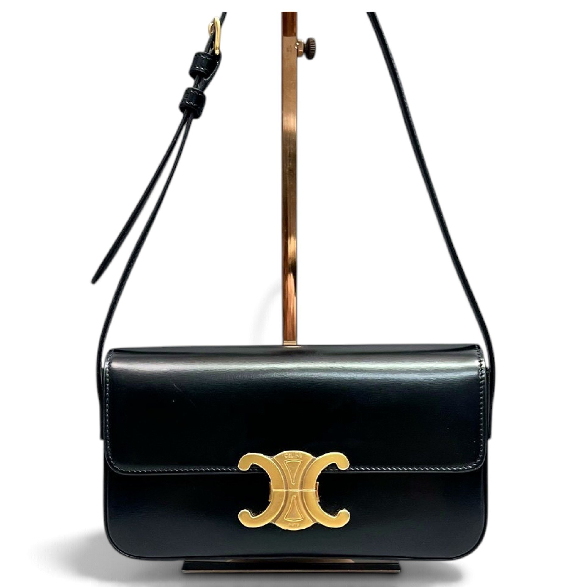 Triomphe chain leather handbag
