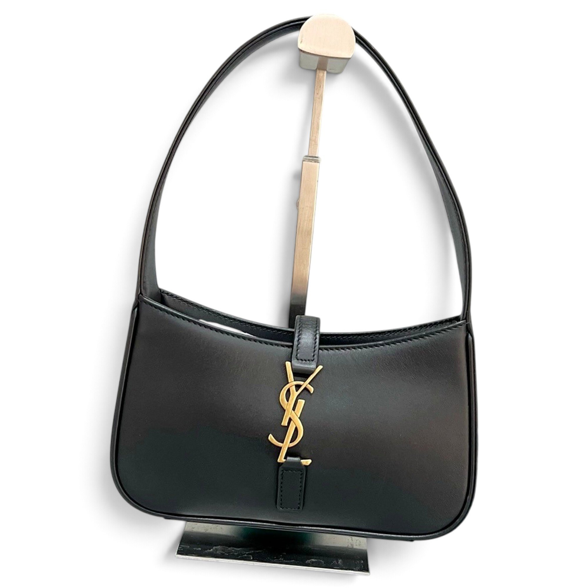 Le 5 à 7 leather handbag