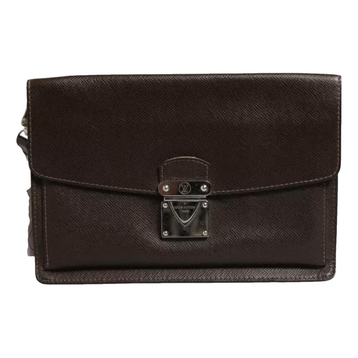 Leather clutch bag