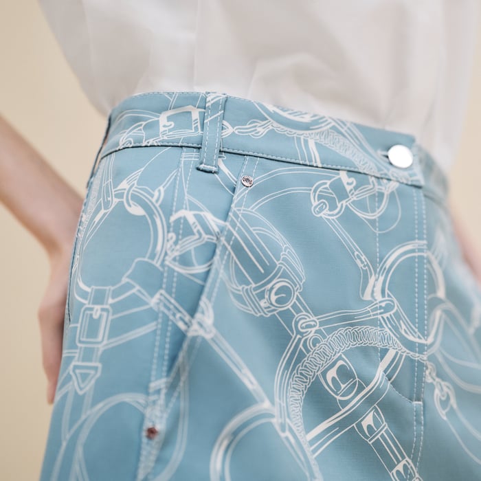 Bleu Arctique "Eperon d'Or Finesse" Miniskirt