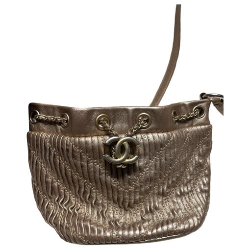 Gabrielle Bucket leather handbag