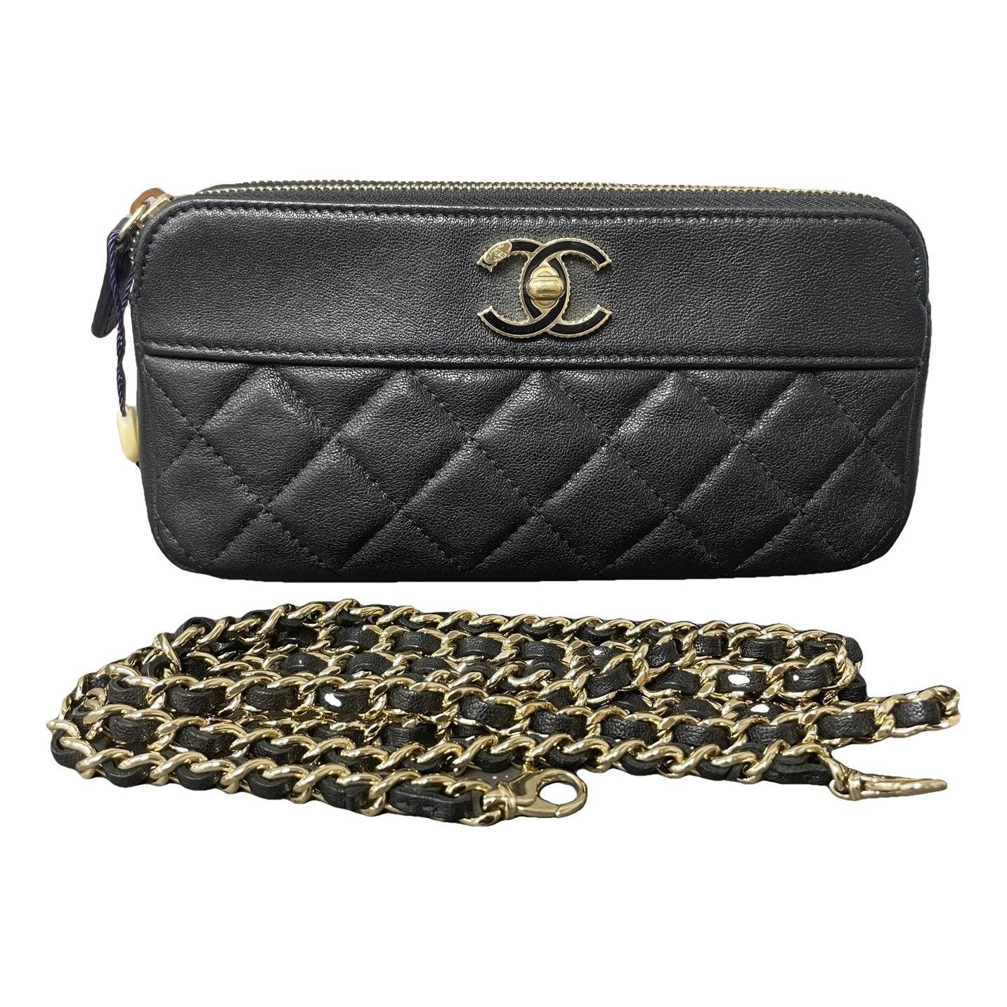 Leather crossbody bag