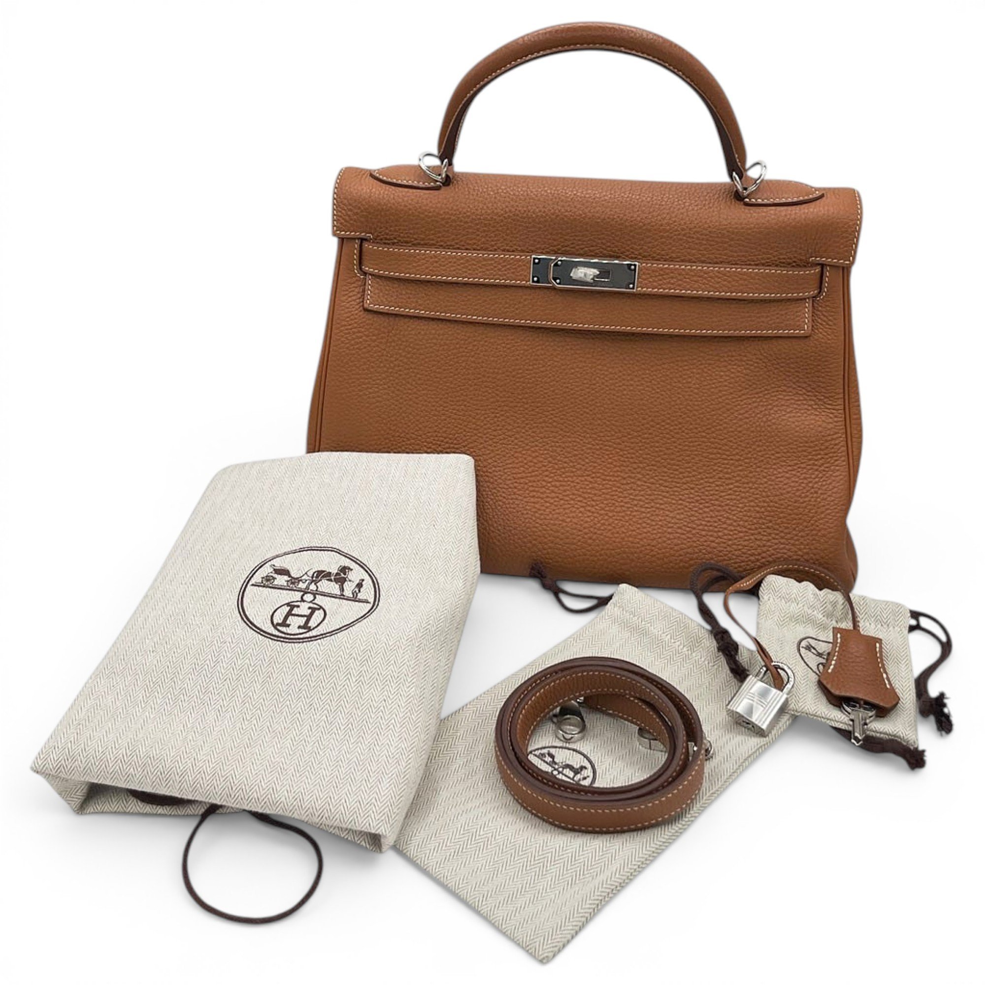 Kelly 32 leather handbag