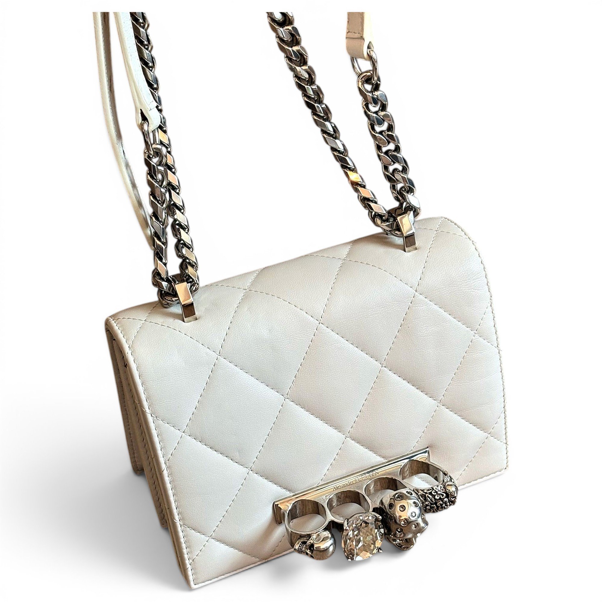 Knuckle leather handbag