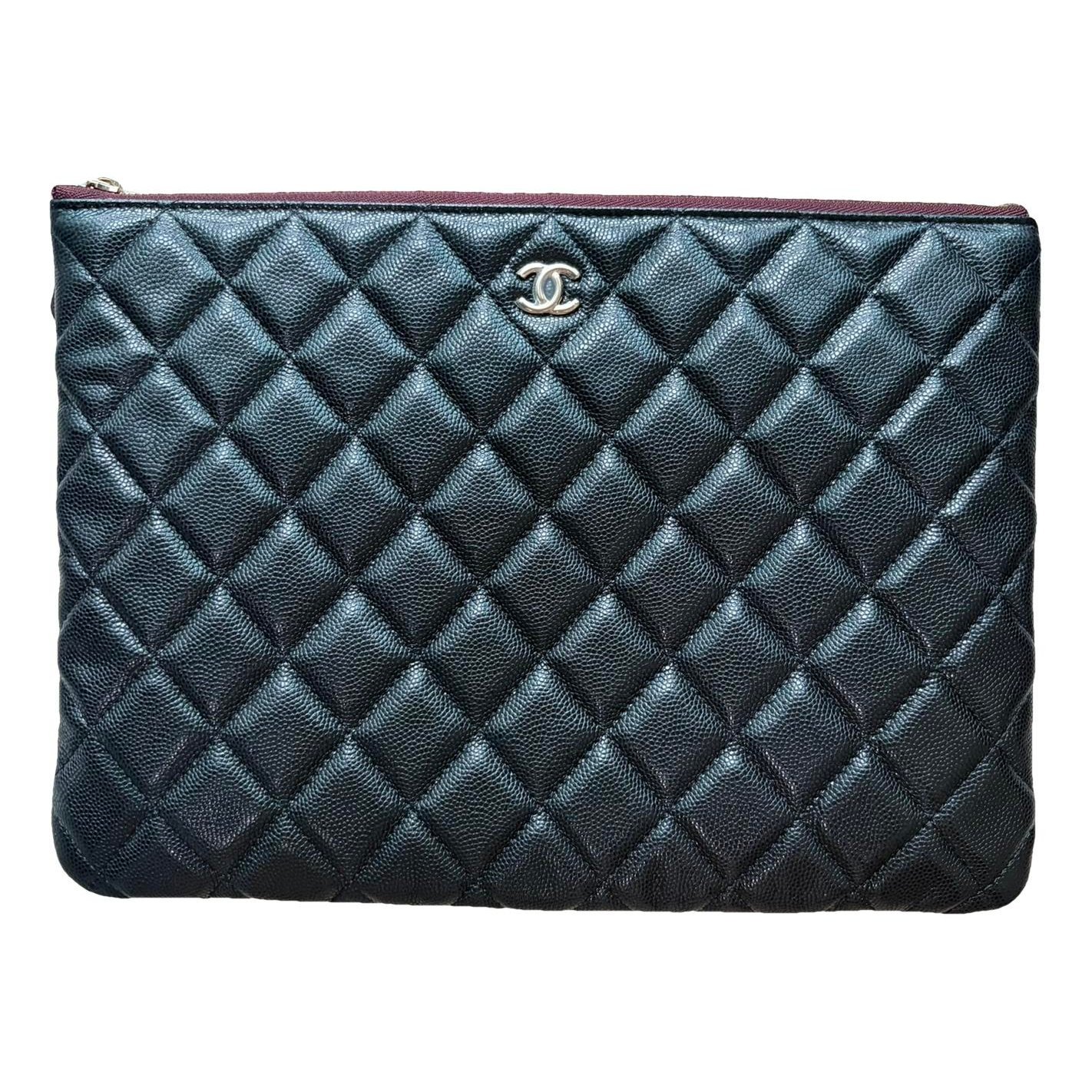Timeless/Classique leather clutch bag
