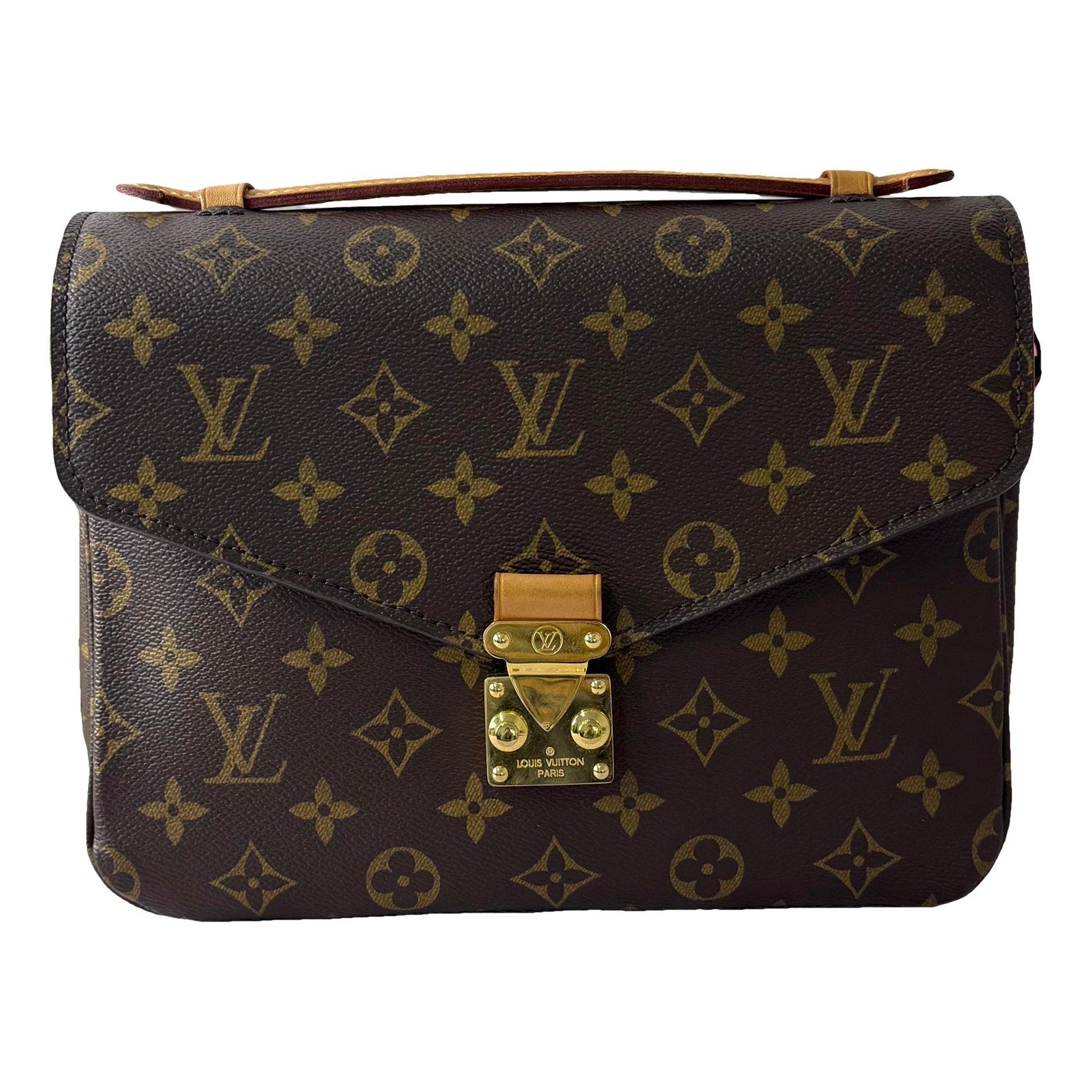 Metis leather handbag