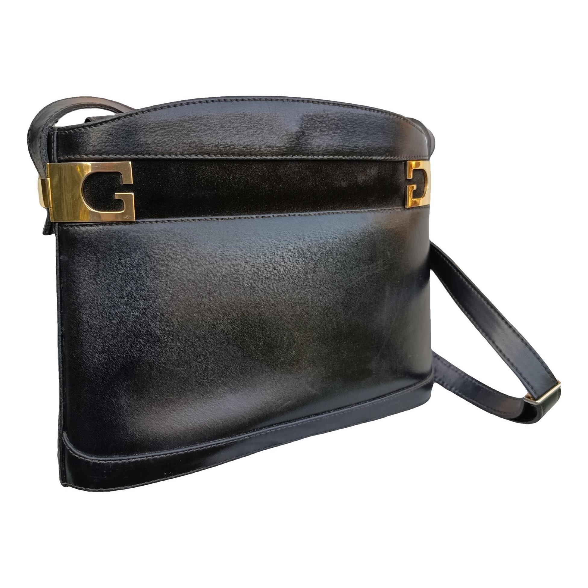 Leather crossbody bag