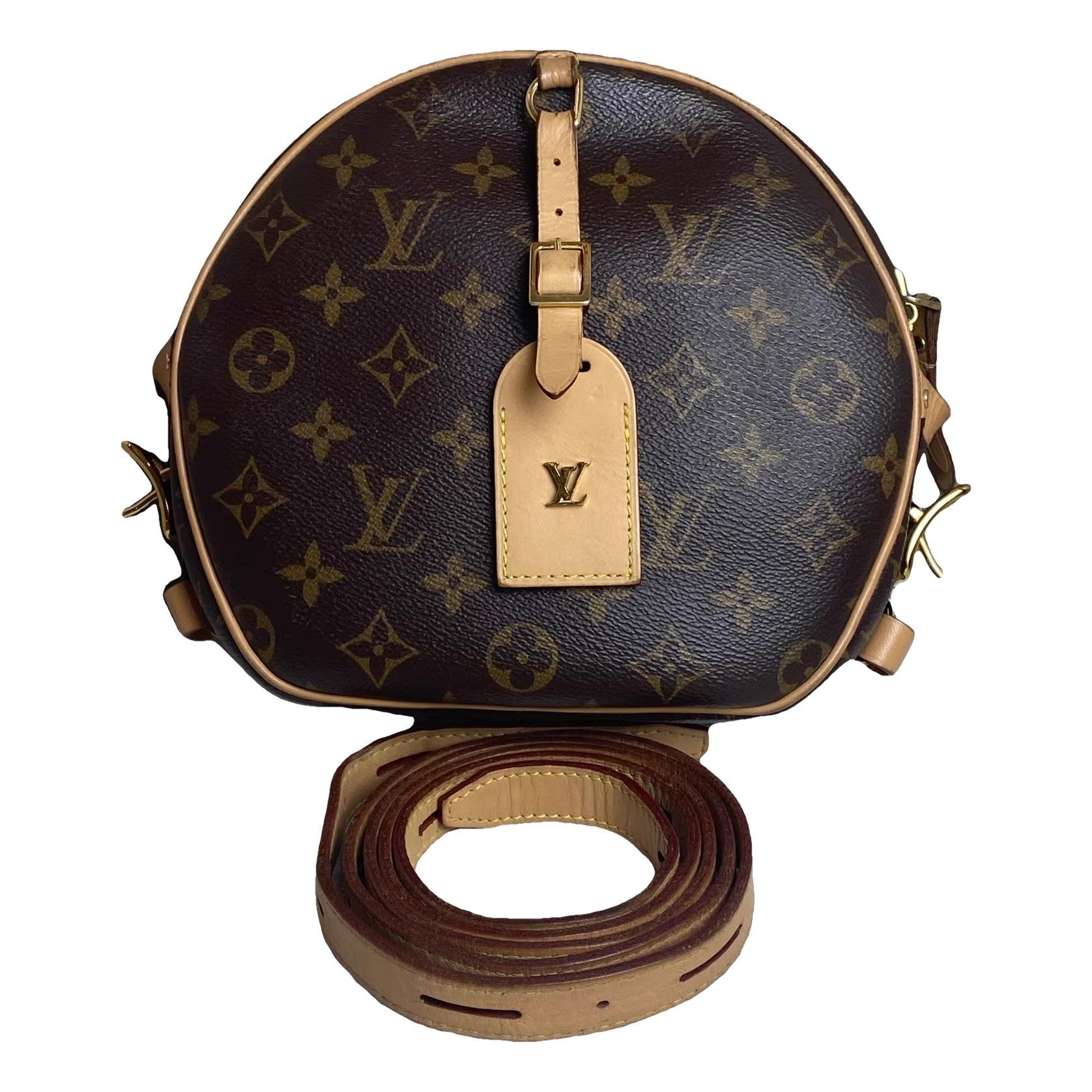 Louis Vuitton Boîte chapeau souple leather handbag