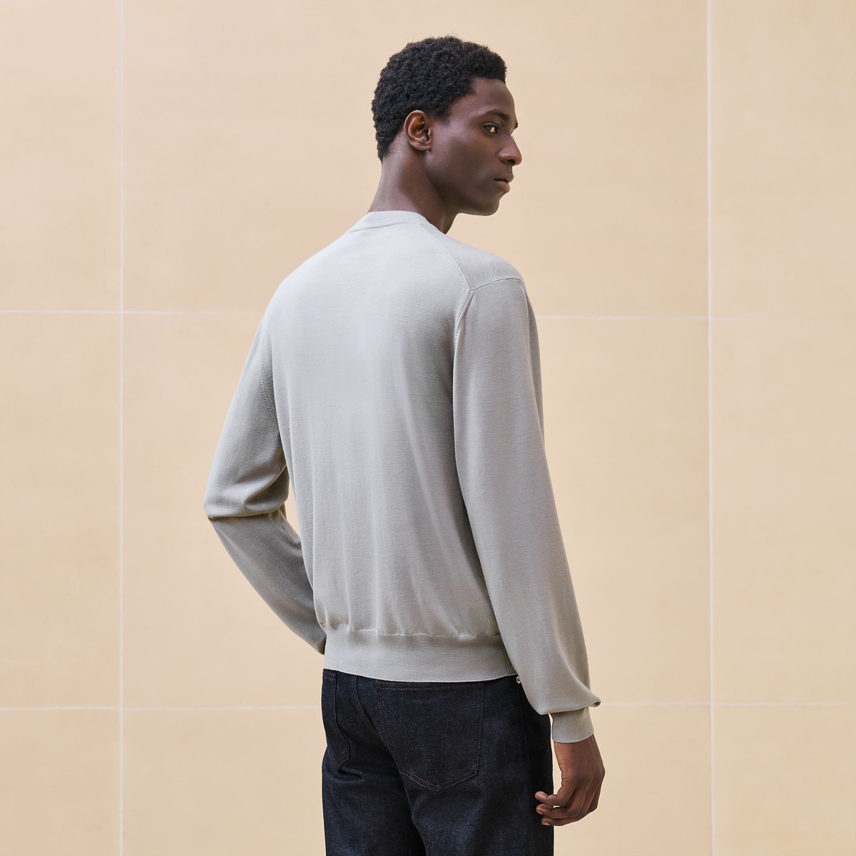 "Detail H" buttoned cardigan