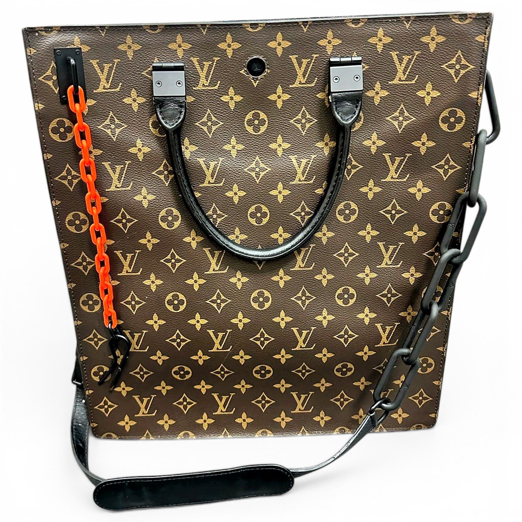 Plat vinyl handbag