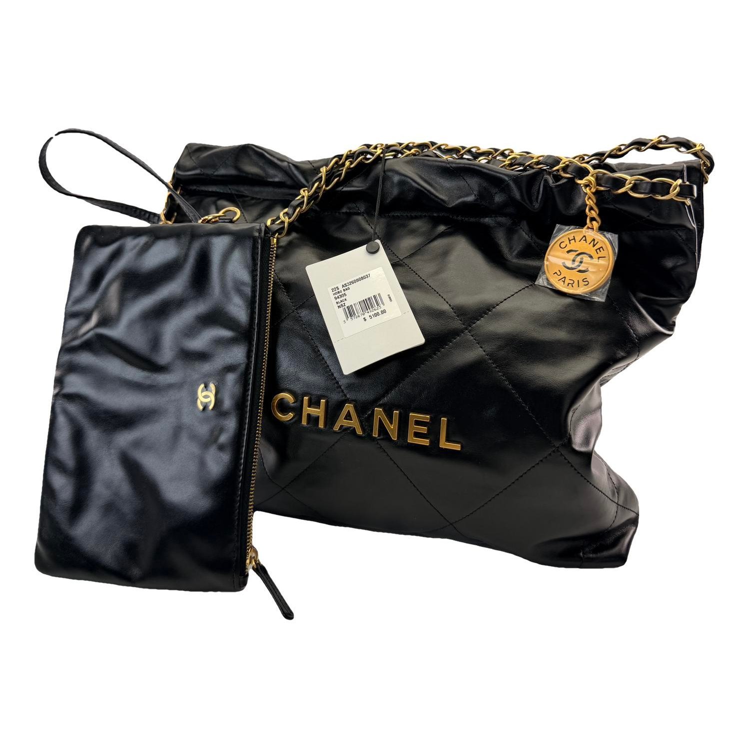 Chanel 22 leather handbag