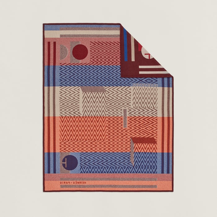 Rouge Sellier Enigmatic Blanket