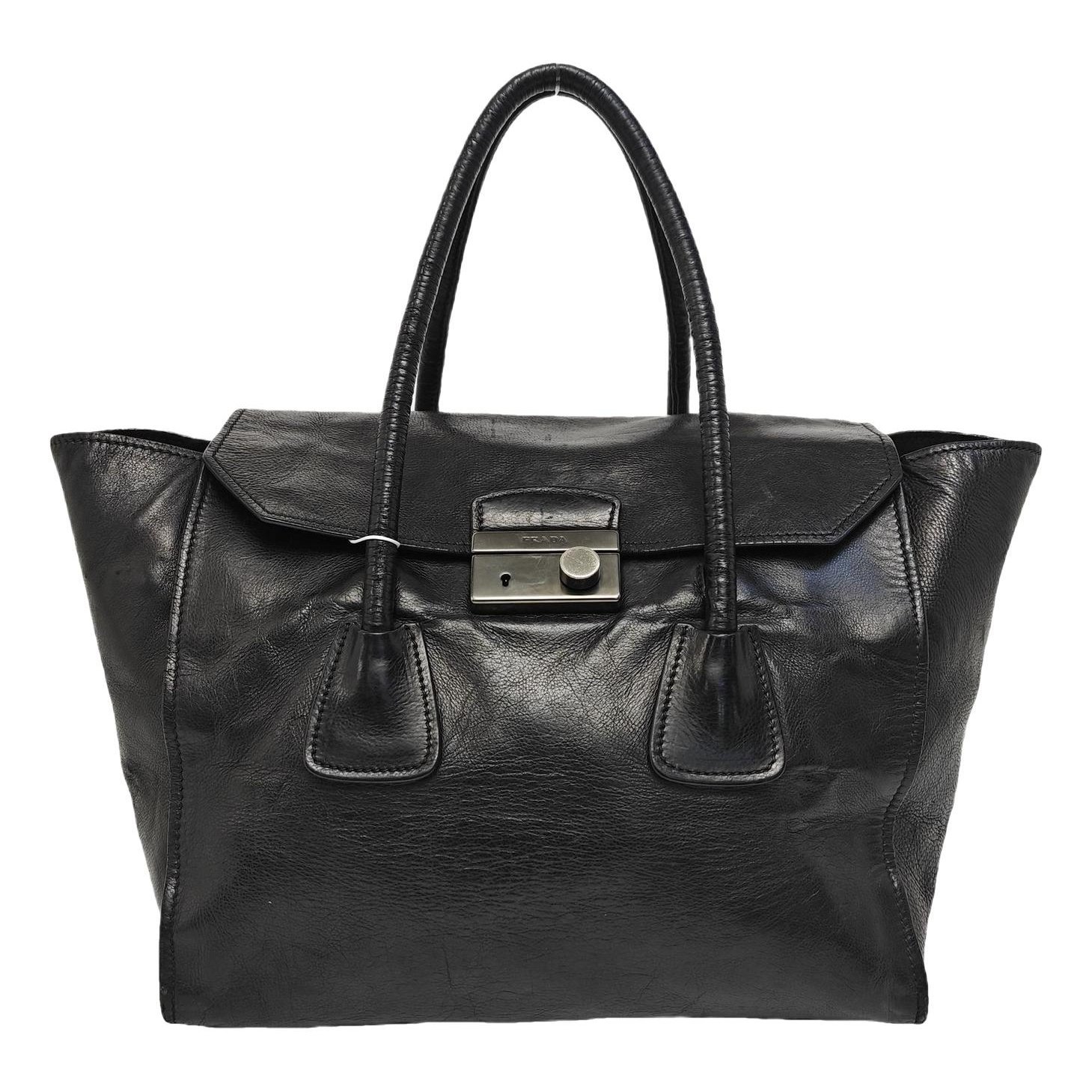 Leather handbag