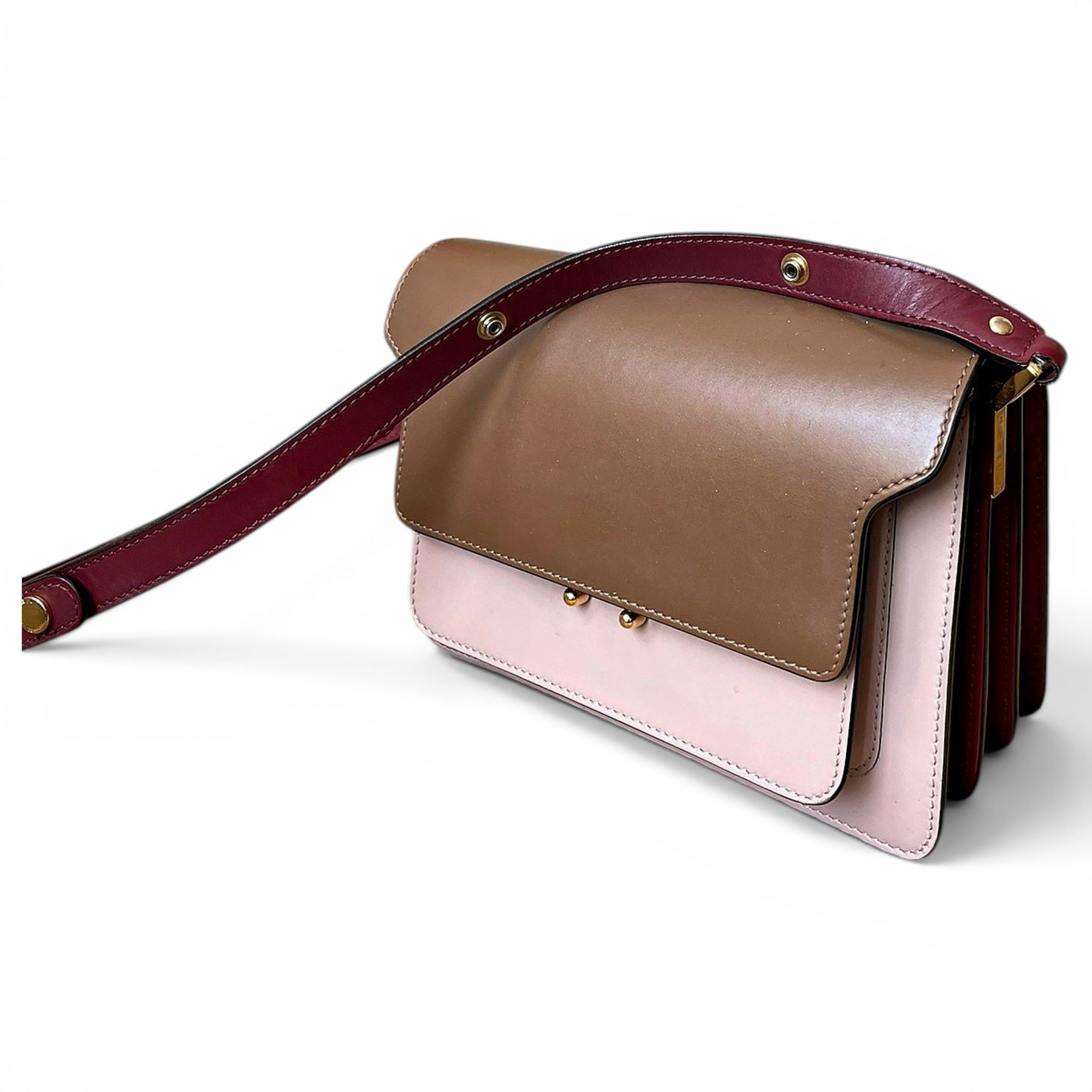 Trunk leather crossbody bag