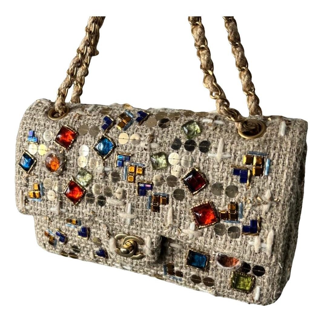 Timeless/Classique tweed crossbody bag