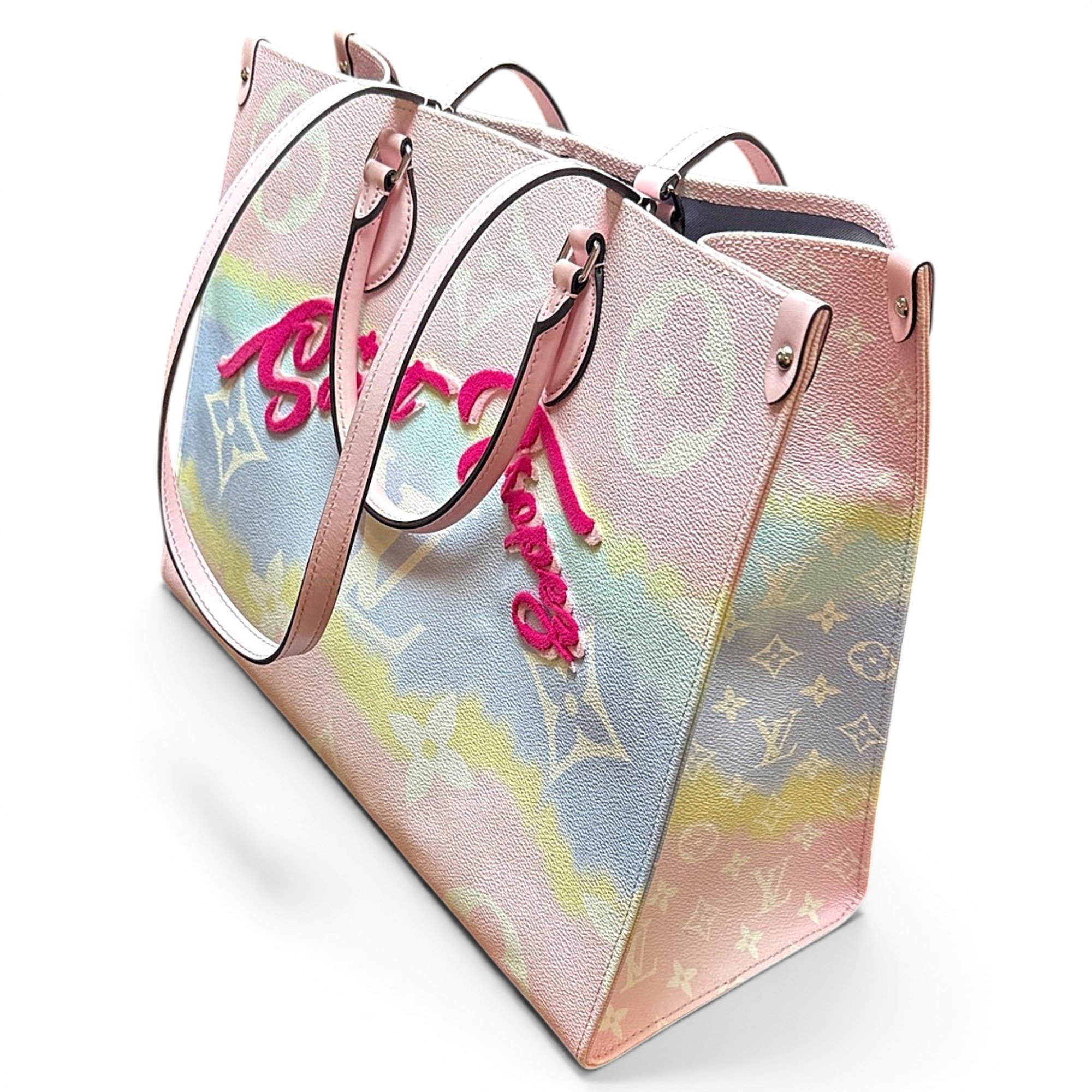 Onthego leather tote