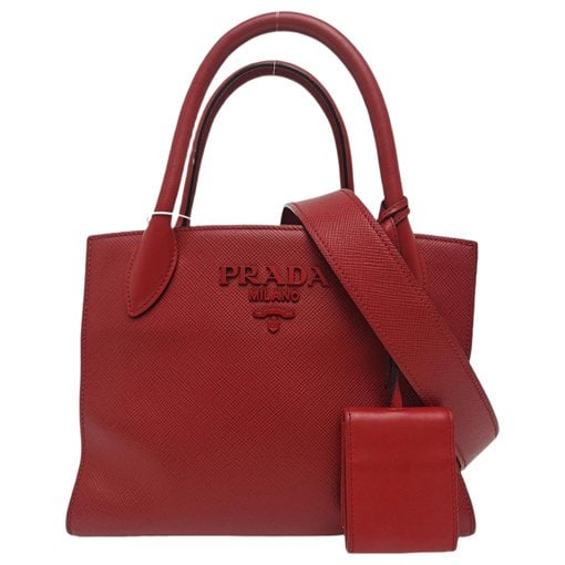 Monochrome leather handbag