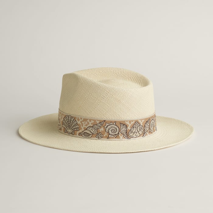 Izia Seashell Hat