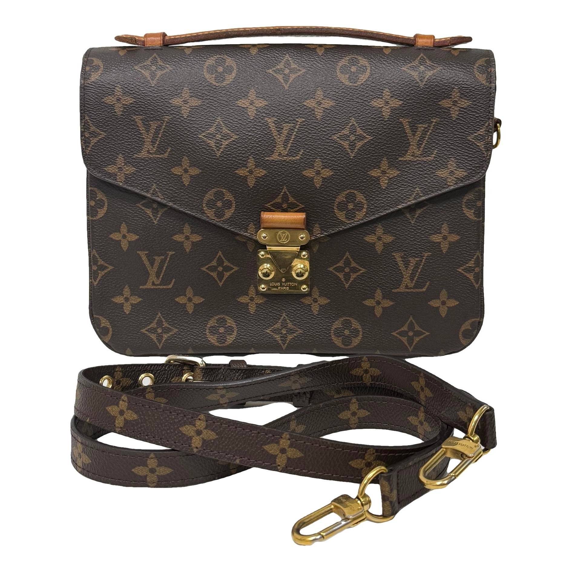 Metis leather handbag