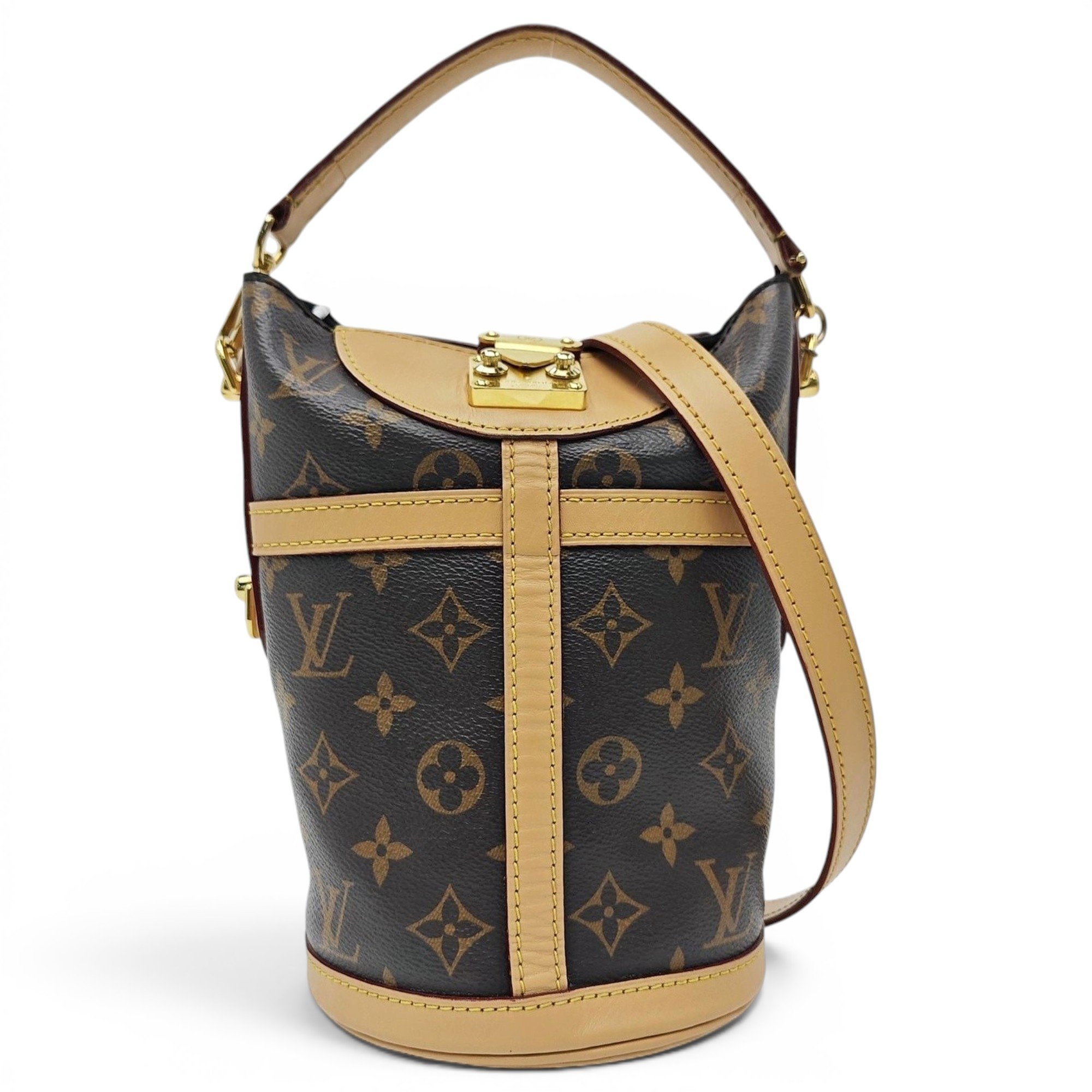 Duffle leather handbag