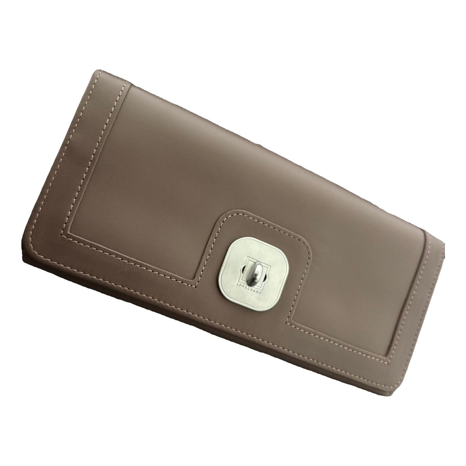 Leather clutch bag