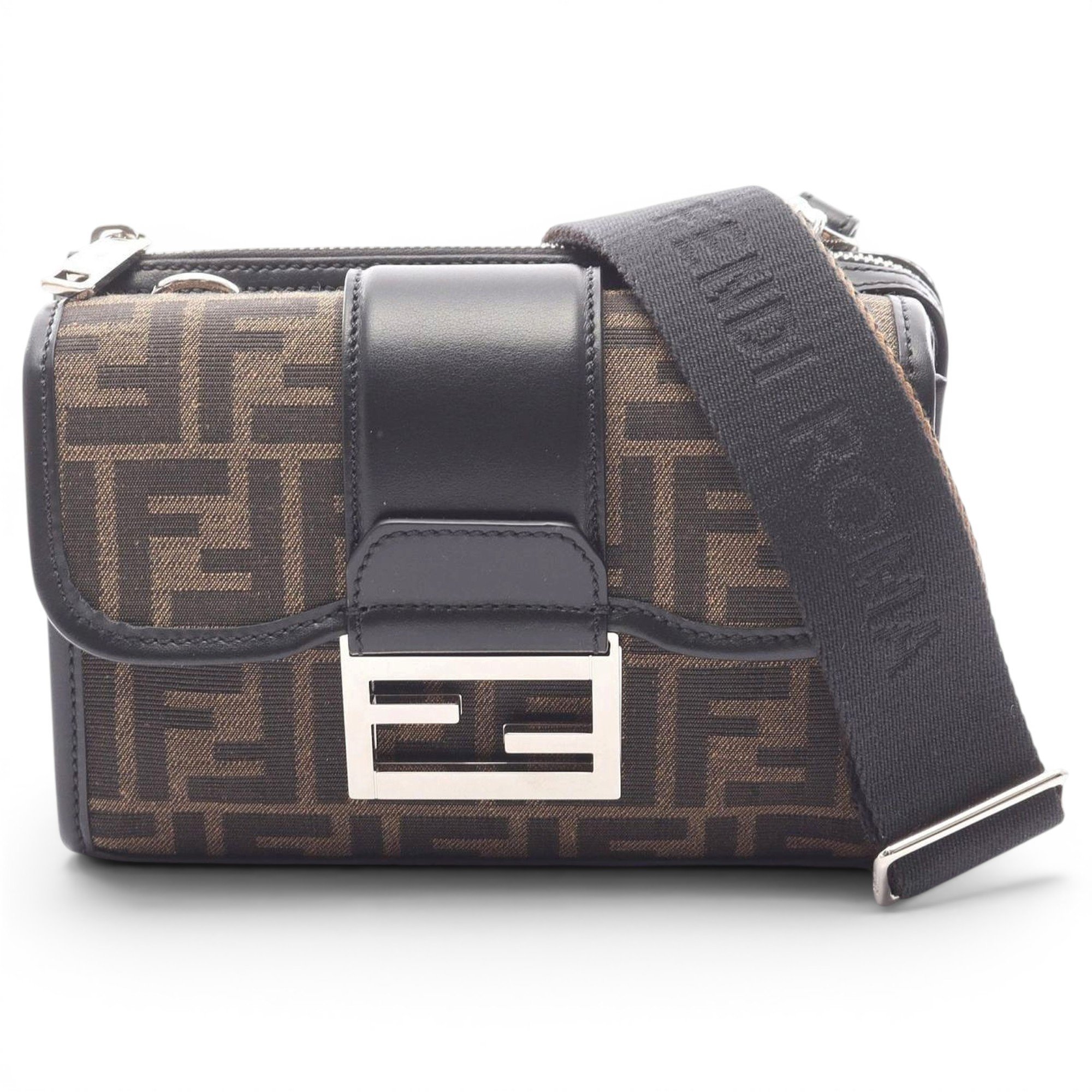 Baguette leather handbag