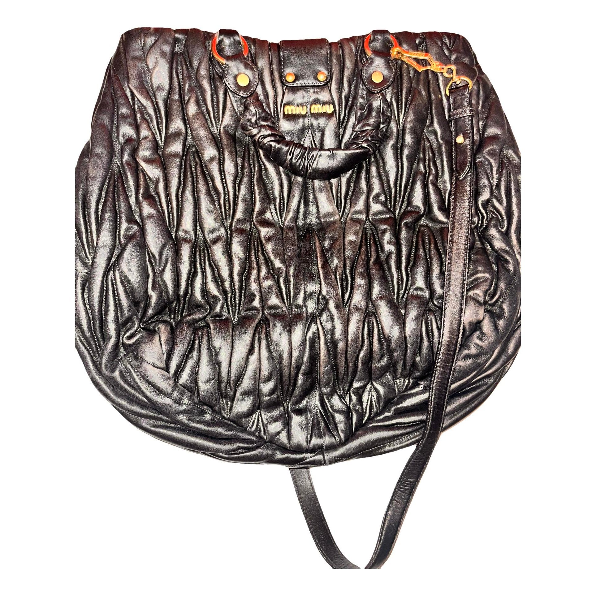 Coffer leather handbag