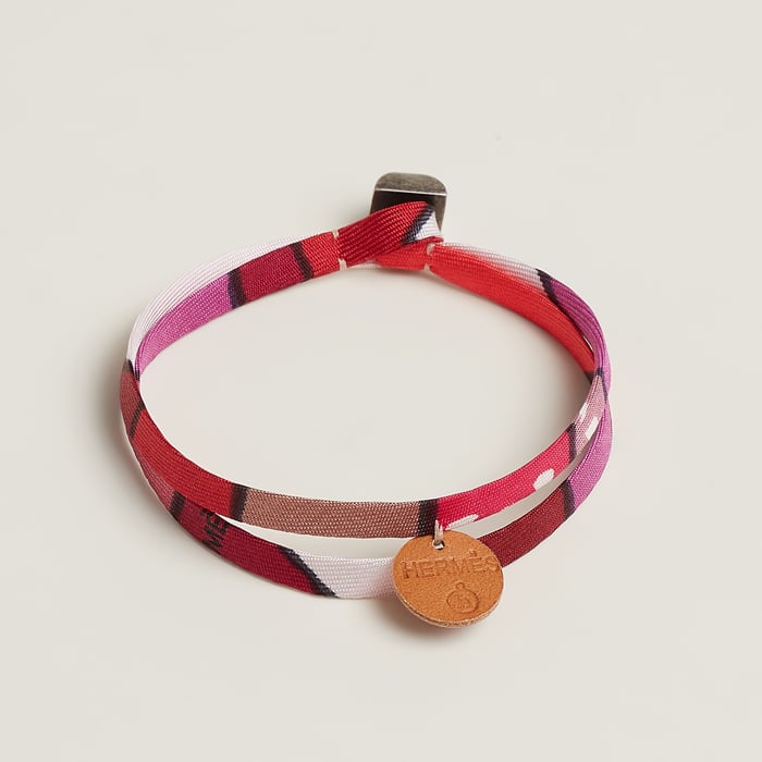 Random Single Tour Silk Bracelet