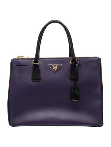 Saffiano Leather Galleria Double Zip Large