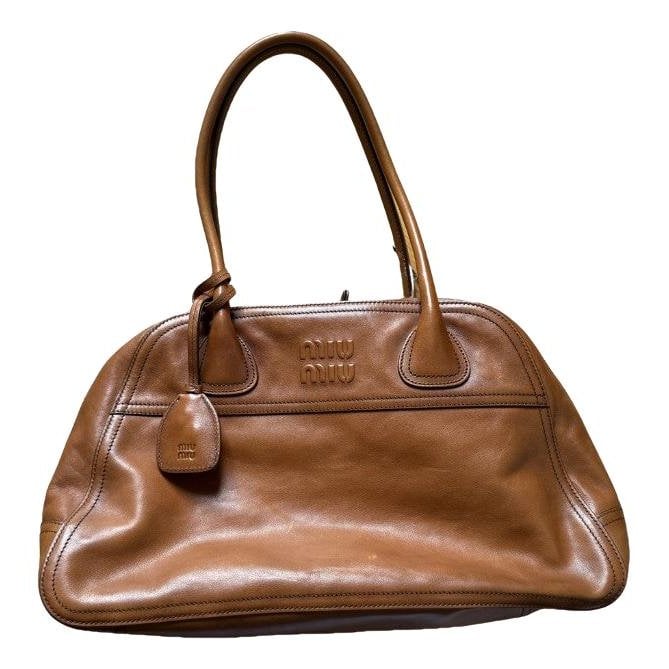 Leather handbag