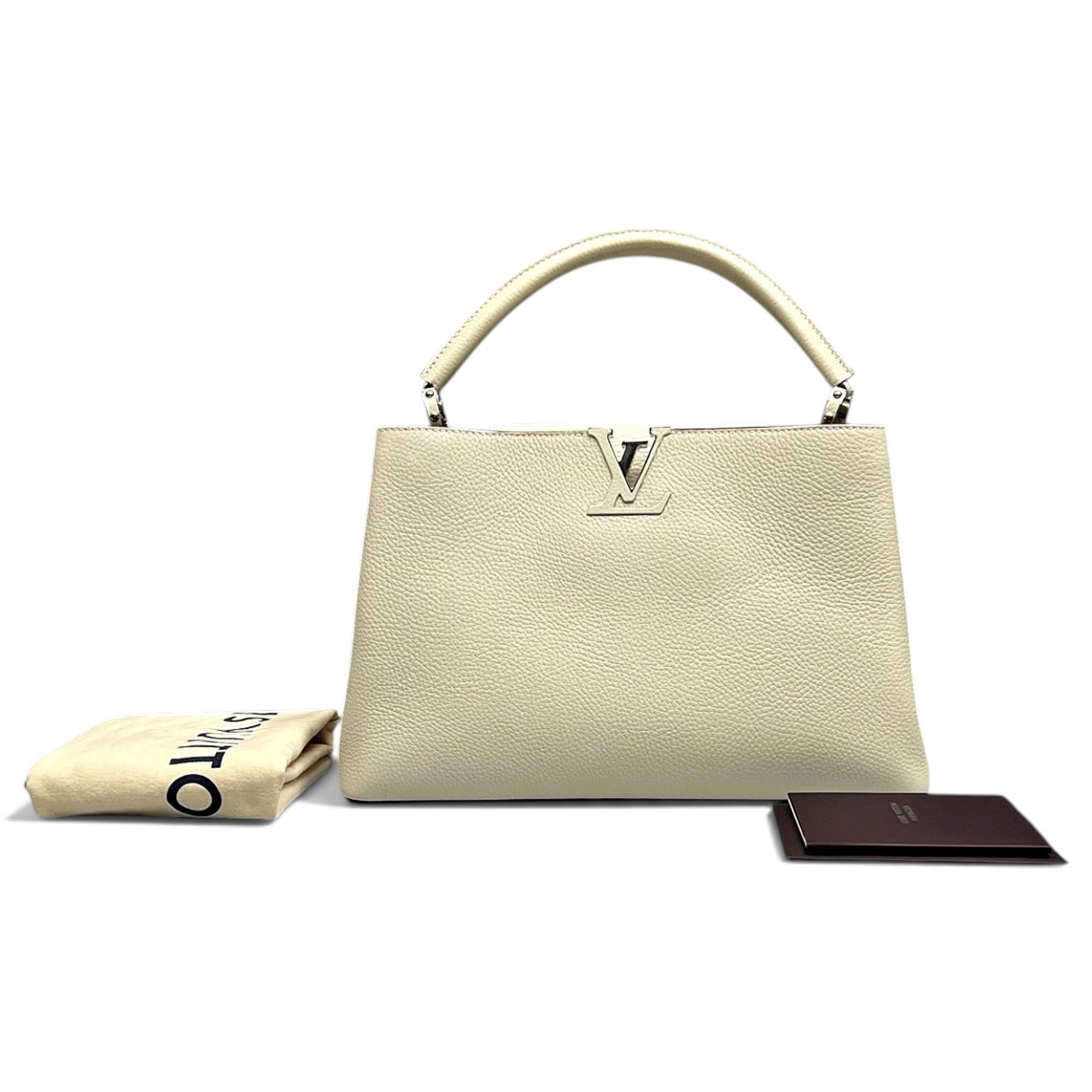 Capucines leather handbag