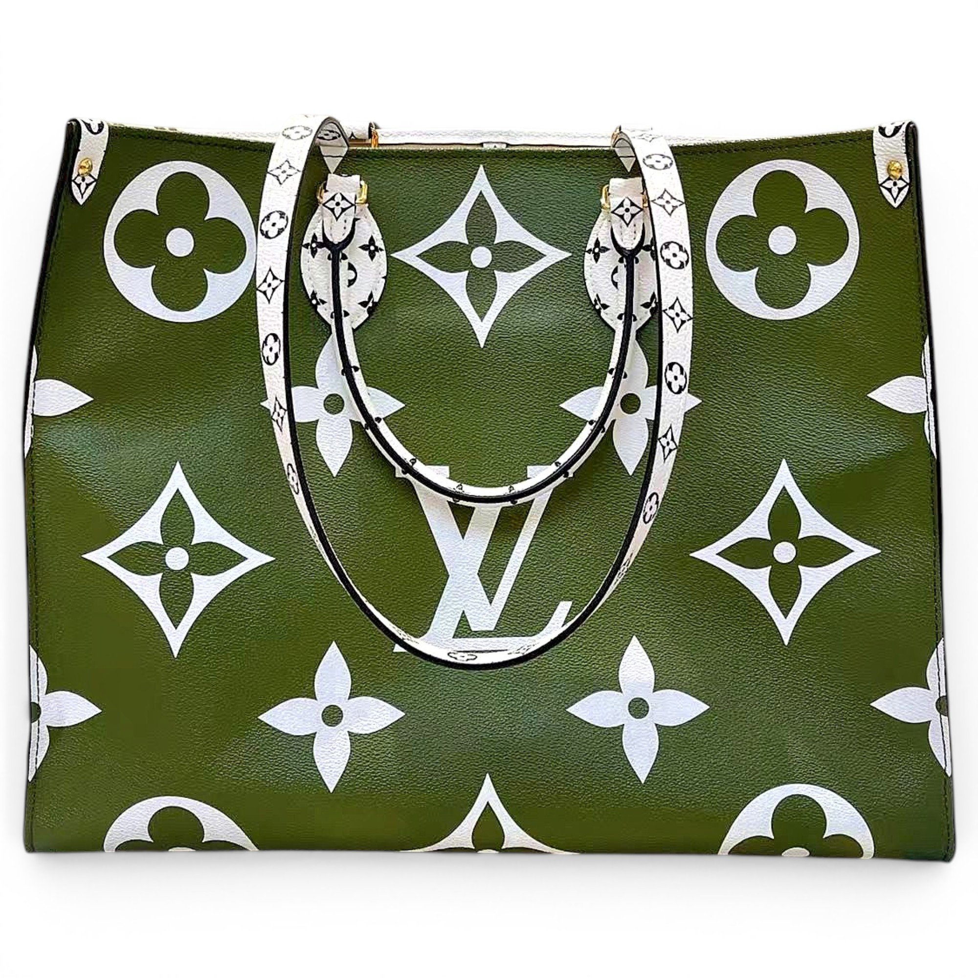 Onthego leather handbag
