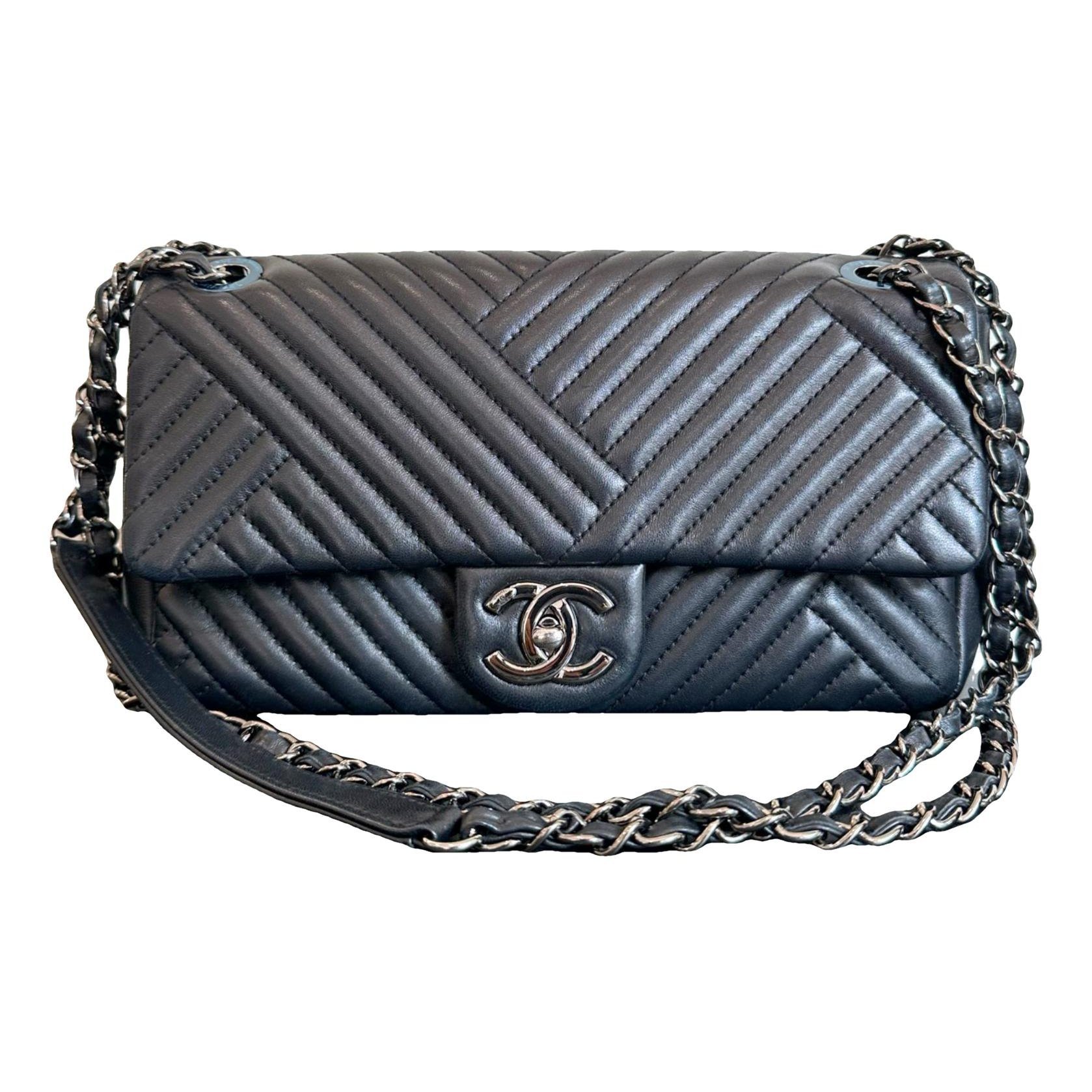 Timeless/Classique leather handbag