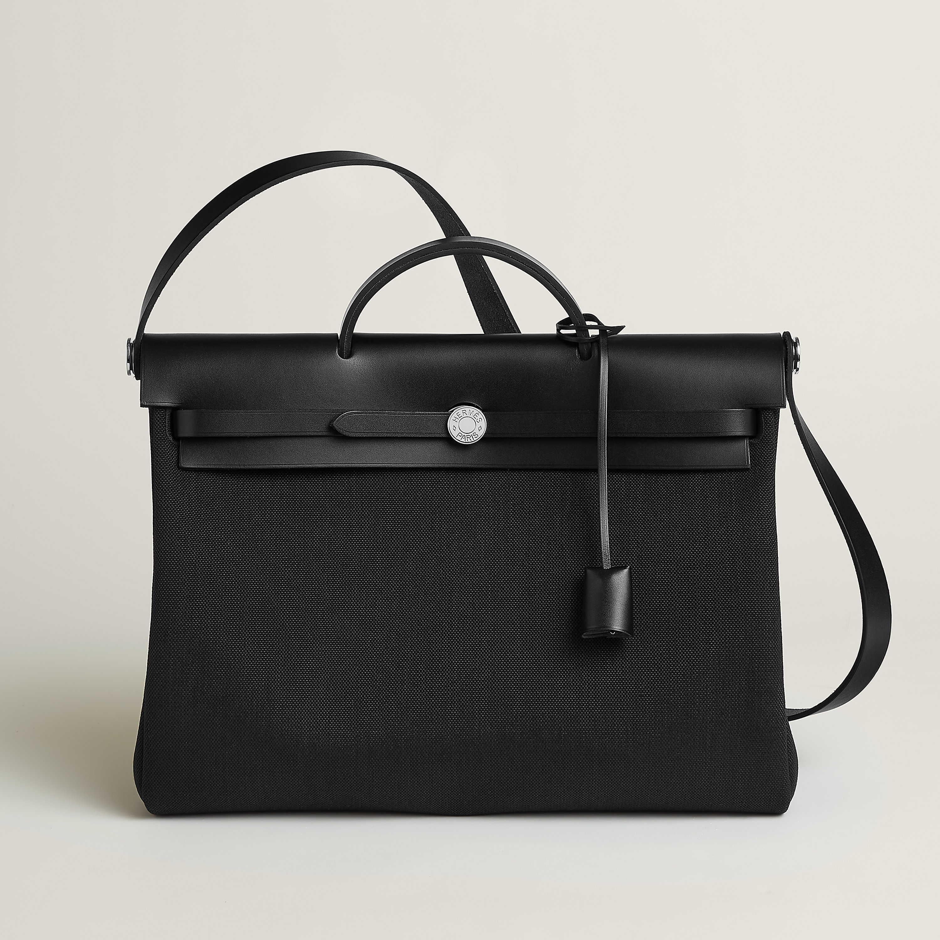 Noir Hermès Herbag Messenger 39 bag