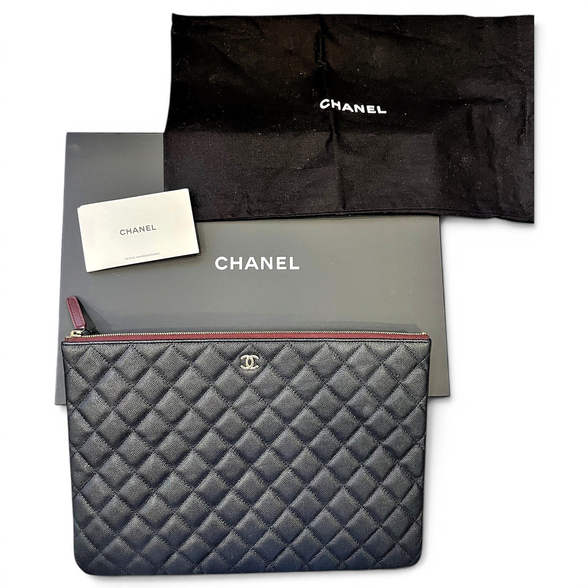 Timeless/Classique leather clutch bag