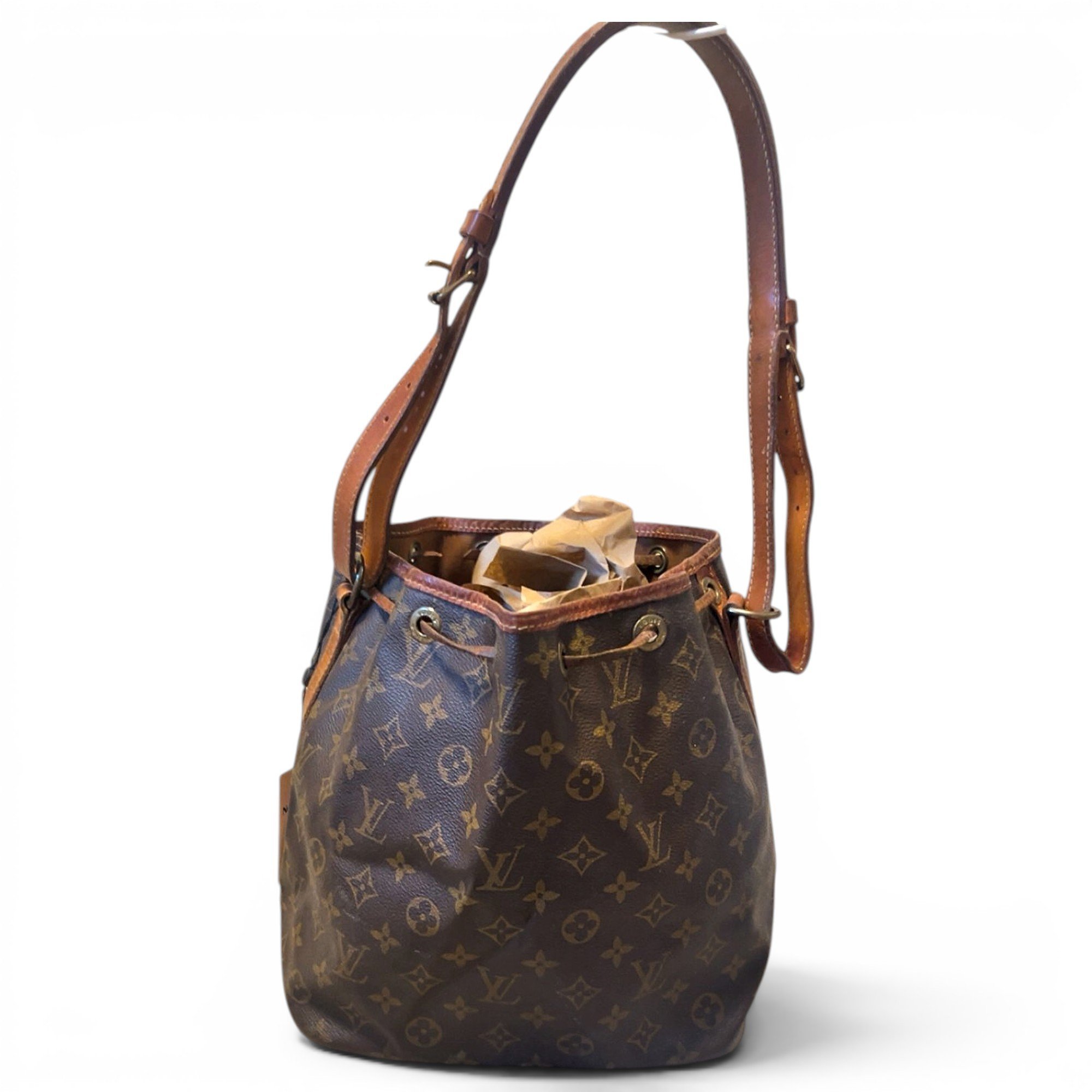 Louis Vuitton Nano Noé leather handbag