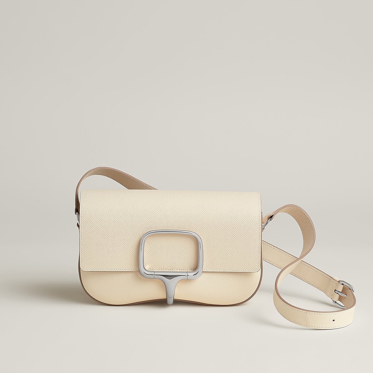 크레 Hermès Della Cavalleria Elan 백