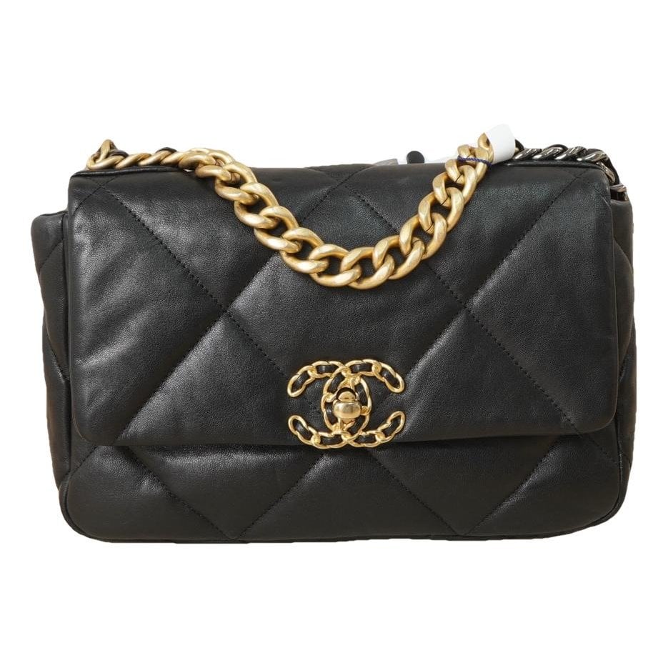Chanel 19 leather handbag
