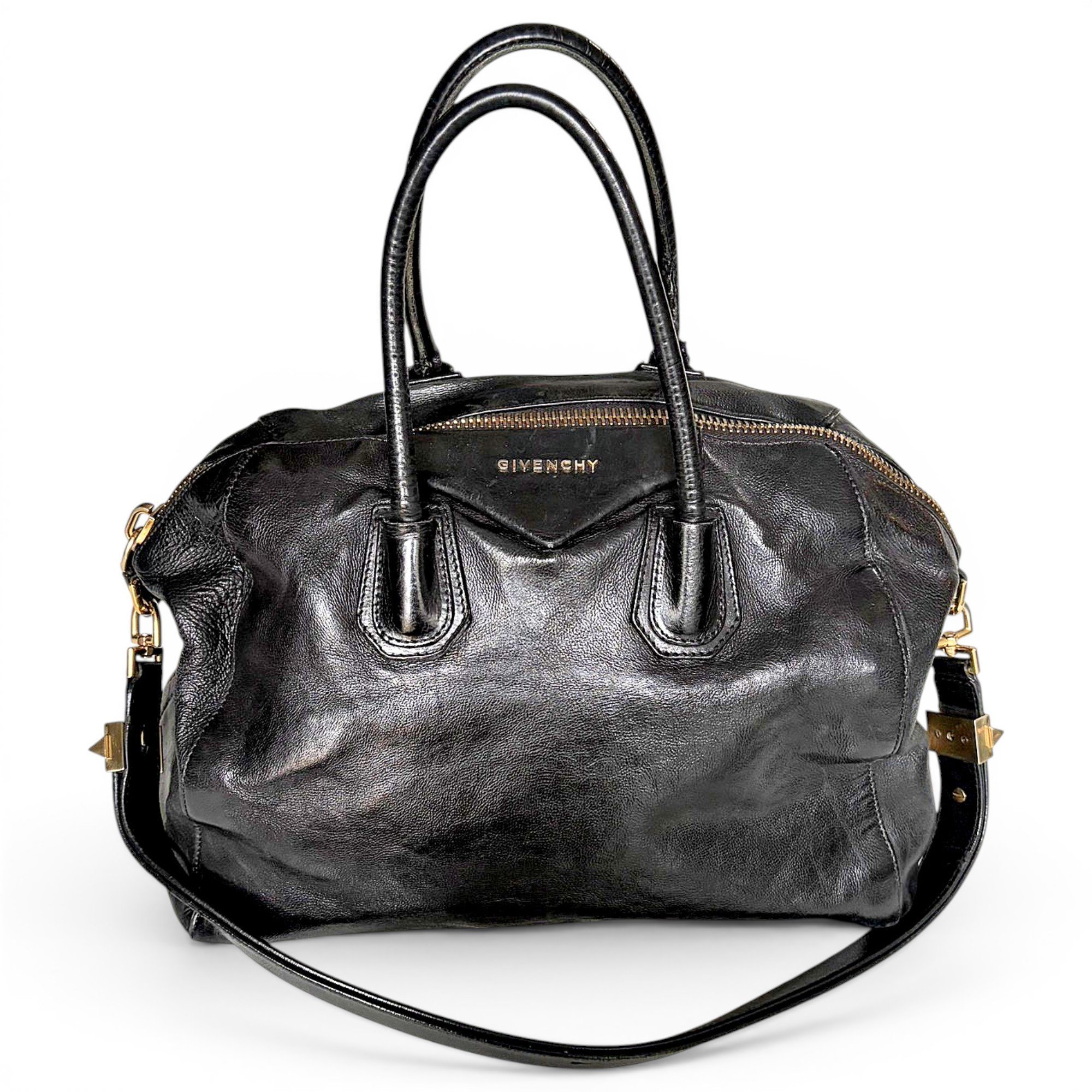 Antigona leather handbag