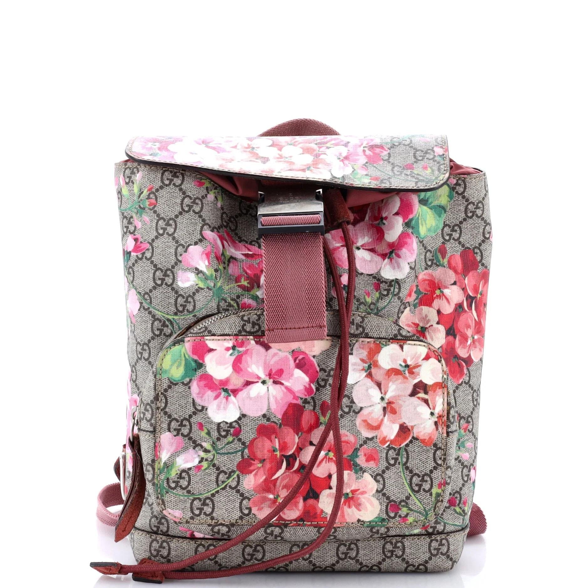 Cloth backpack