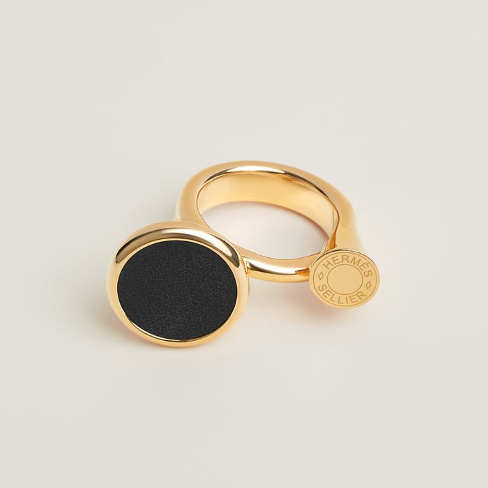Noir Cor Ring