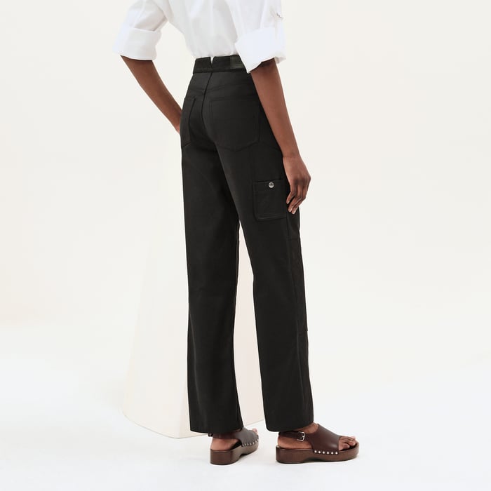 Noir Cargo Pants