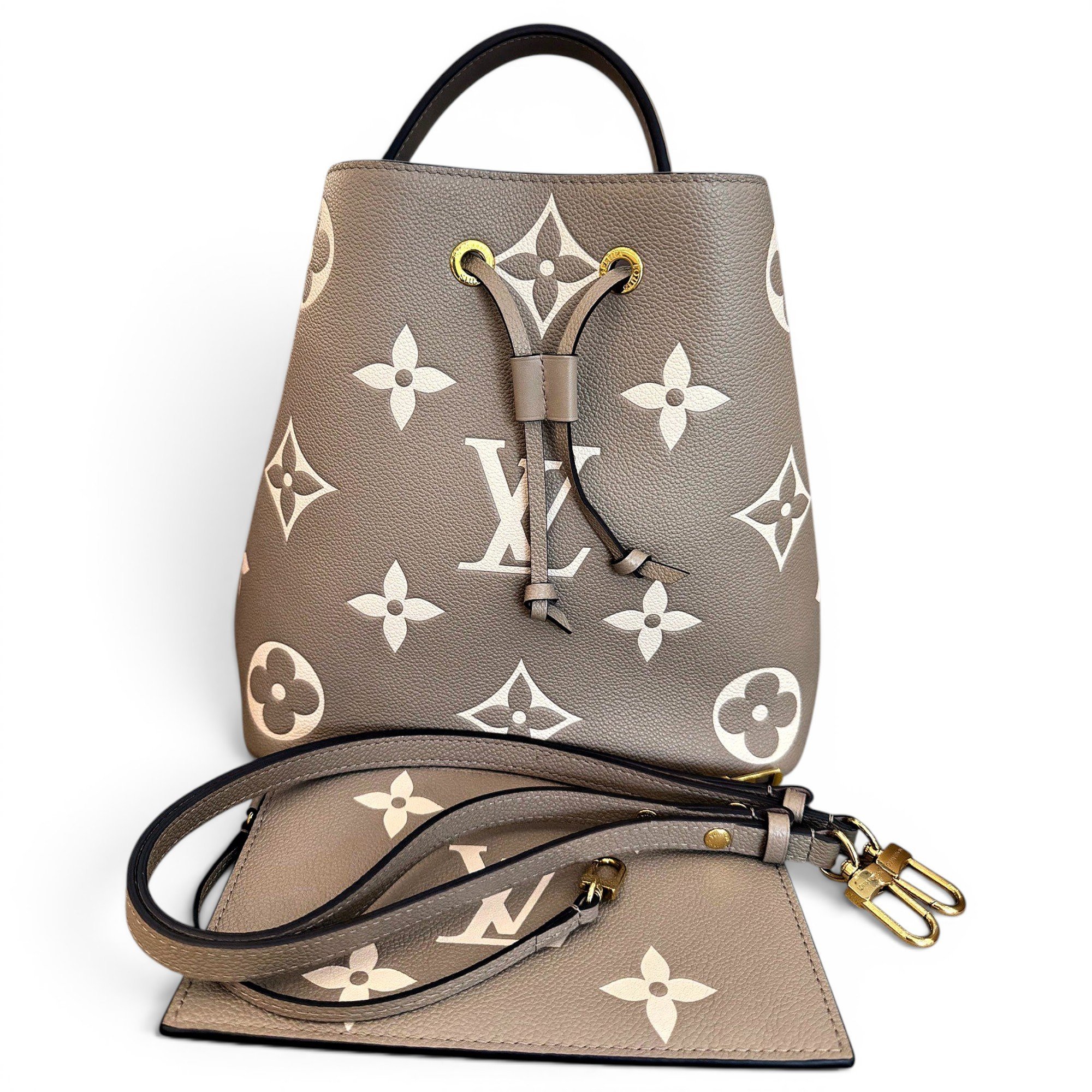 NéoNoé leather handbag